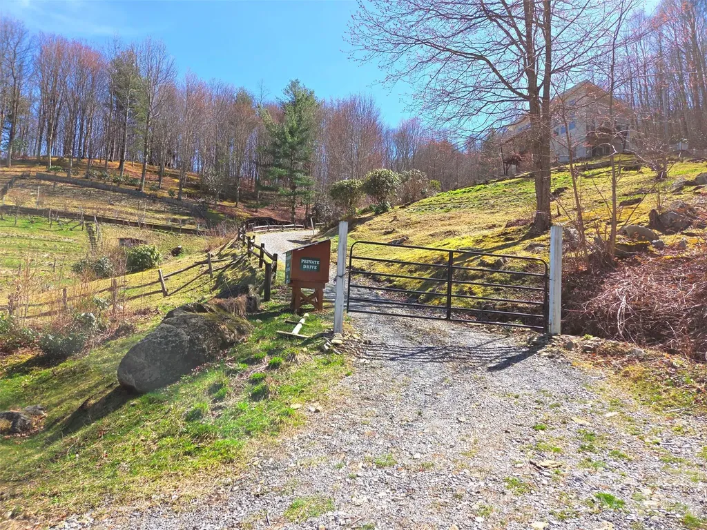 250 Rome Beauty Road Waynesville NC 28785