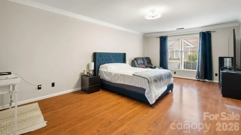 691 Carlton Drive Gastonia NC 28054