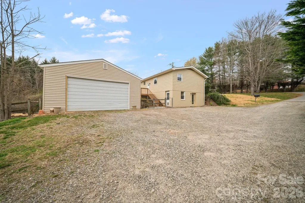 26 Cedar Hill Road Asheville NC 28806