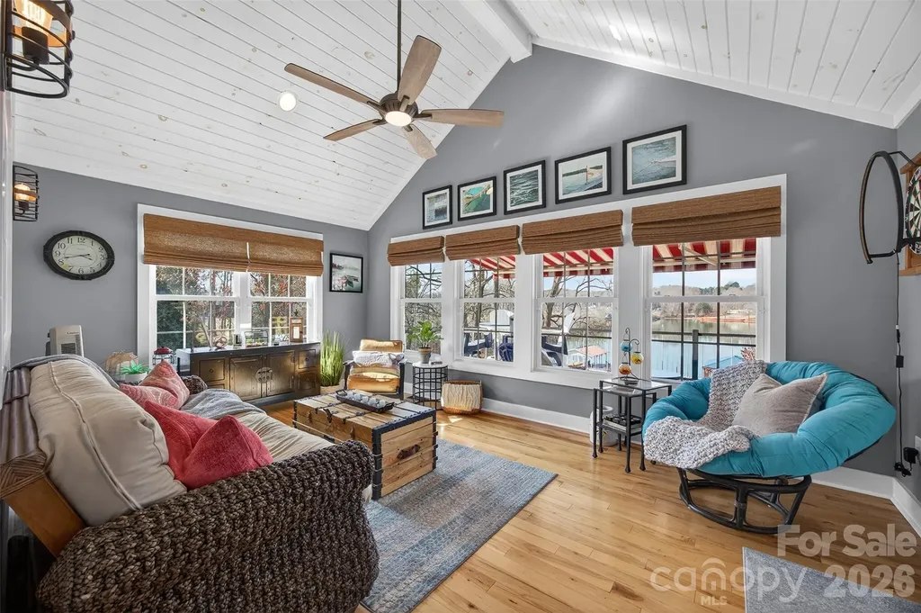 4197 Todd Street Sherrills Ford NC 28673
