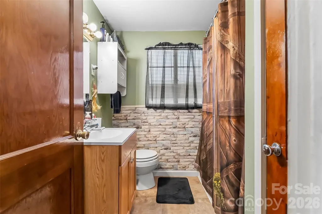 2706 Connelly Springs Road Granite Falls NC 28630