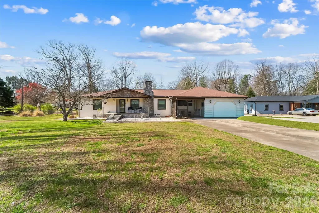 2706 Connelly Springs Road Granite Falls NC 28630