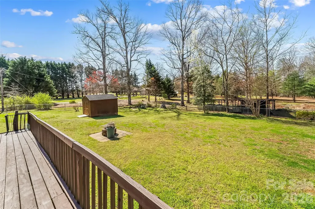 2706 Connelly Springs Road Granite Falls NC 28630