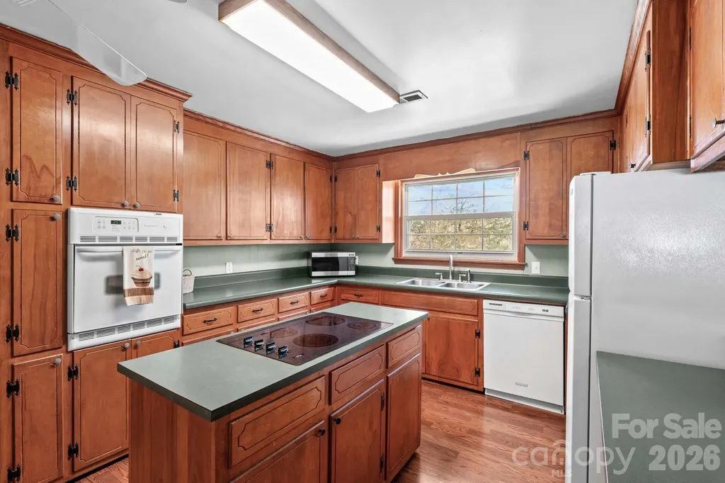 5075 Lakeview Drive Salisbury NC 28147