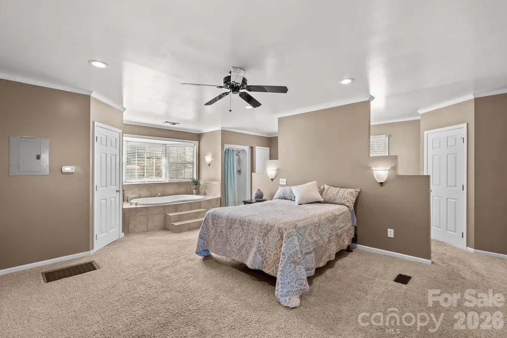 5075 Lakeview Drive Salisbury NC 28147