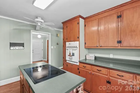5075 Lakeview Drive Salisbury NC 28147