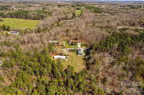 5075 Lakeview Drive Salisbury NC 28147