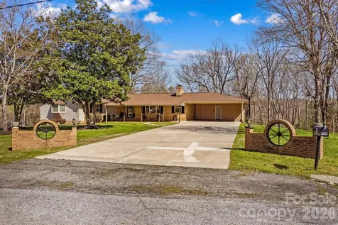 5075 Lakeview Drive Salisbury NC 28147