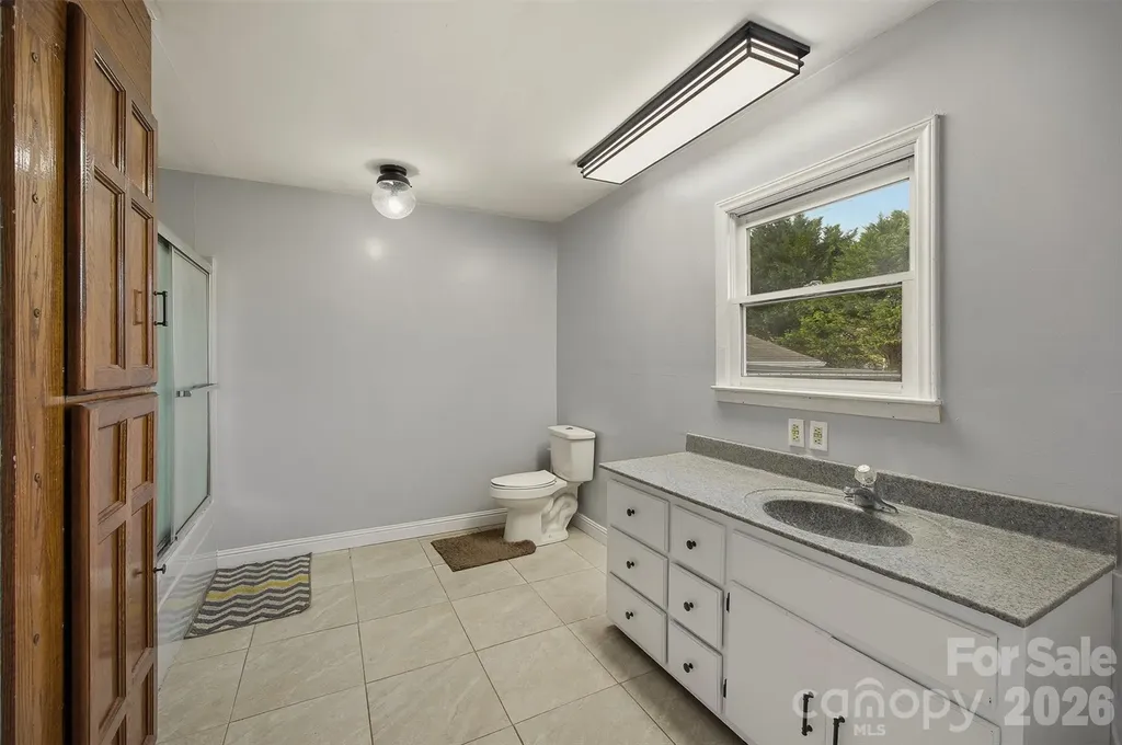1095 Elm Circle Granite Falls NC 28630