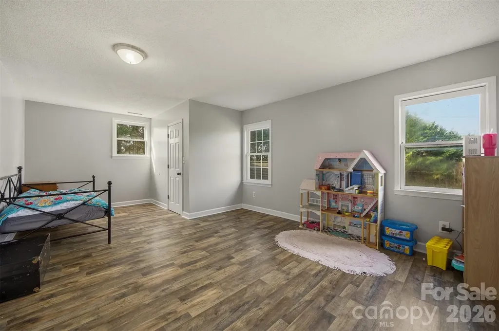 1095 Elm Circle Granite Falls NC 28630