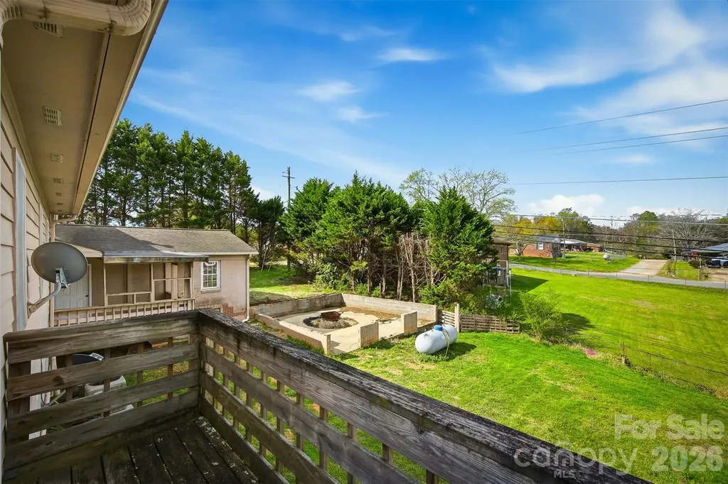 1095 Elm Circle Granite Falls NC 28630