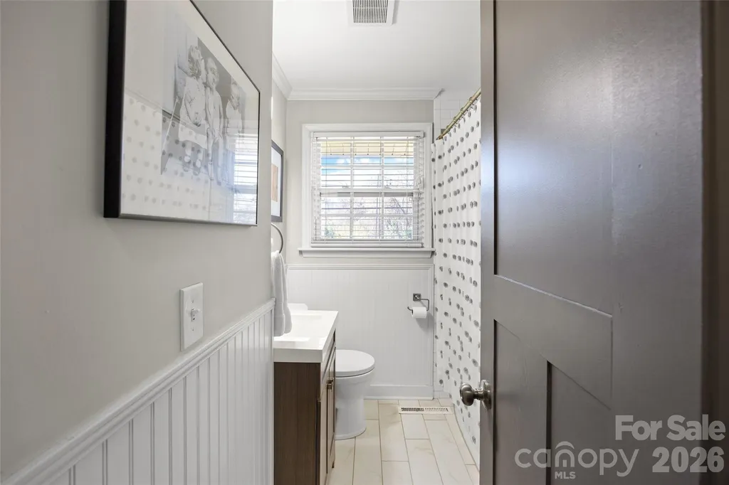 4828 Gilmore Drive Charlotte NC 28209