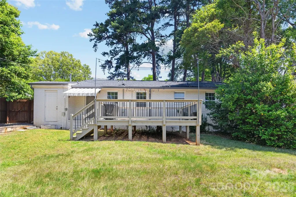 4828 Gilmore Drive Charlotte NC 28209