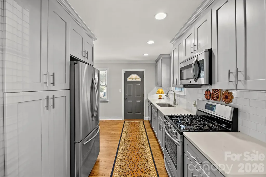 4828 Gilmore Drive Charlotte NC 28209