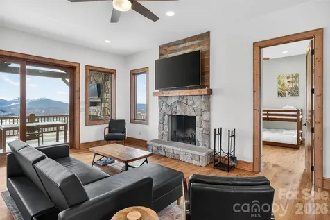 352 Great Sky Drive Banner Elk NC 28604