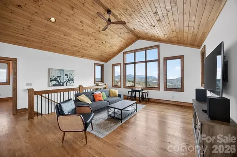 352 Great Sky Drive Banner Elk NC 28604