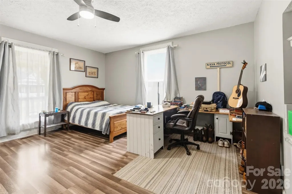 207 Oak Avenue Hamlet NC 28345