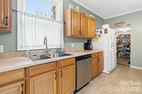 207 Oak Avenue Hamlet NC 28345