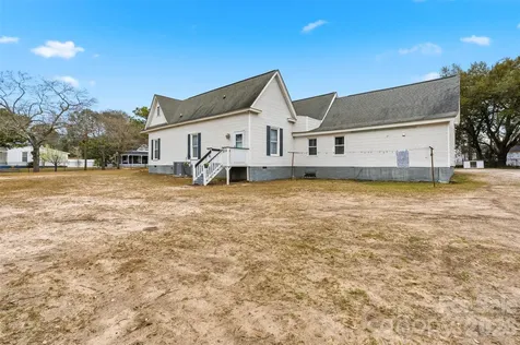 207 Oak Avenue Hamlet NC 28345