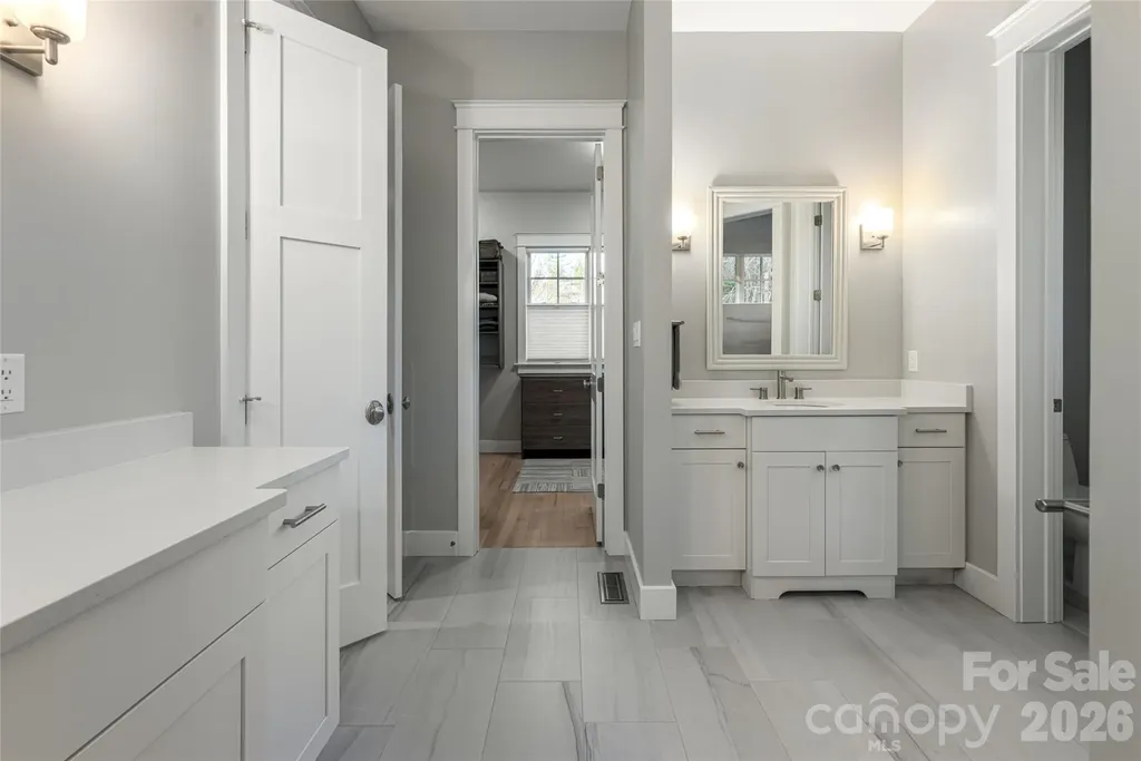 450 Barrington Drive Asheville NC 28803