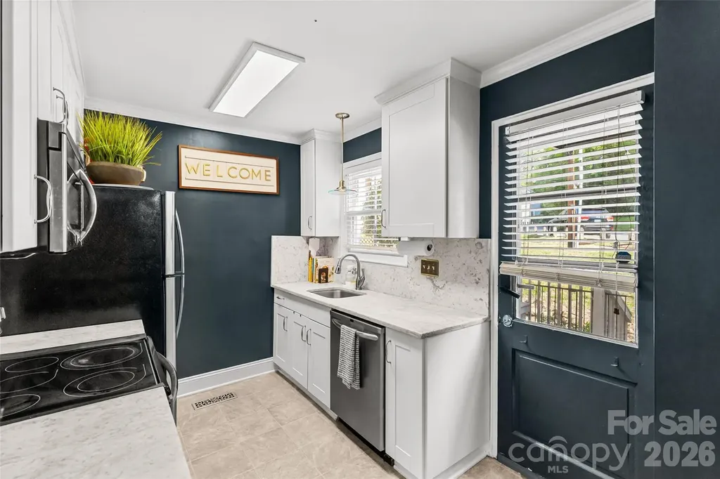 220 Wakefield Drive Charlotte NC 28209