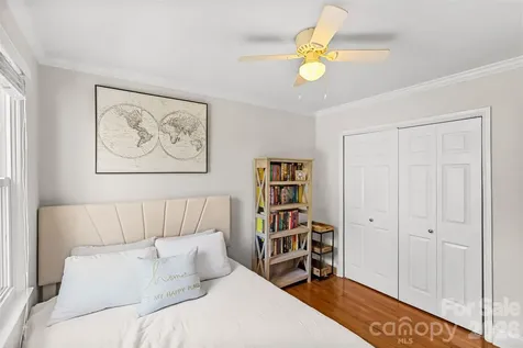 220 Wakefield Drive Charlotte NC 28209