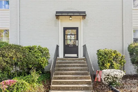 220 Wakefield Drive Charlotte NC 28209