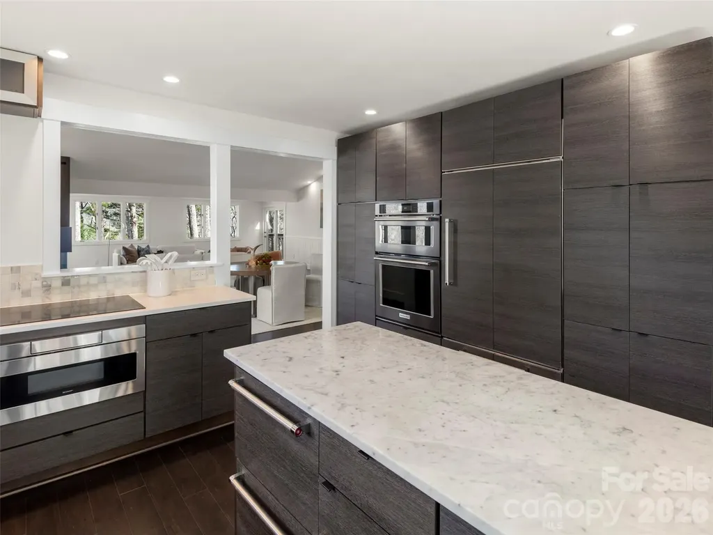 3501 Timber Trail Asheville NC 28804