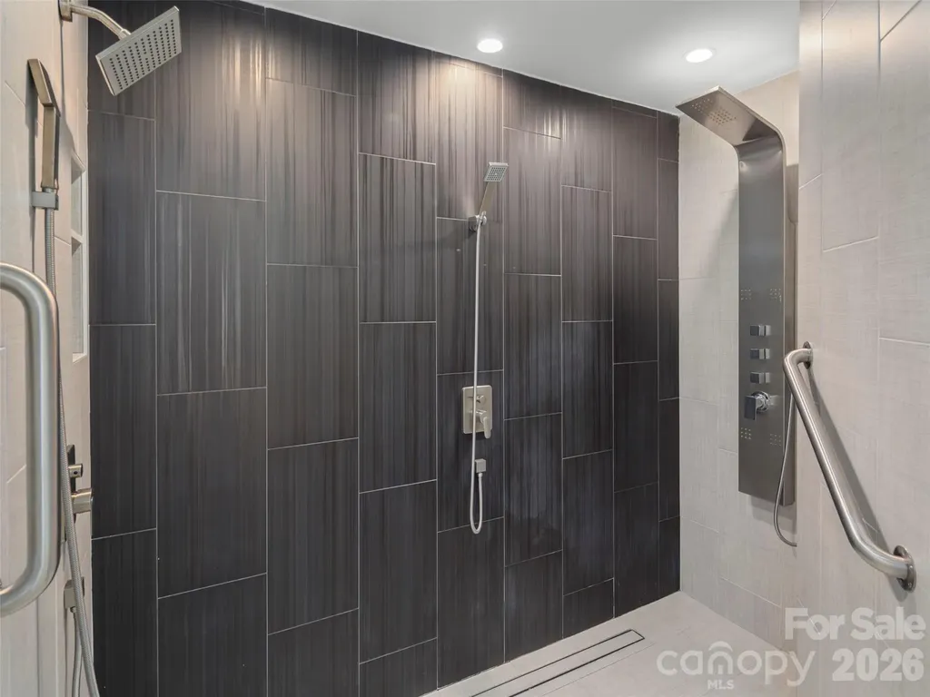 3501 Timber Trail Asheville NC 28804