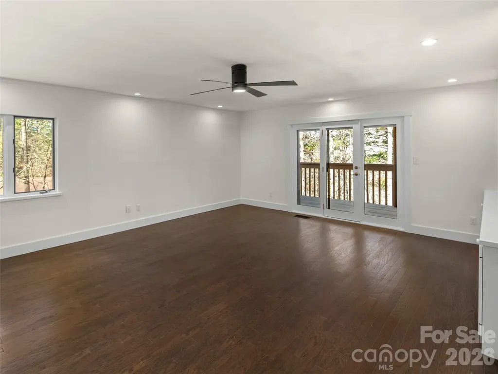 3501 Timber Trail Asheville NC 28804