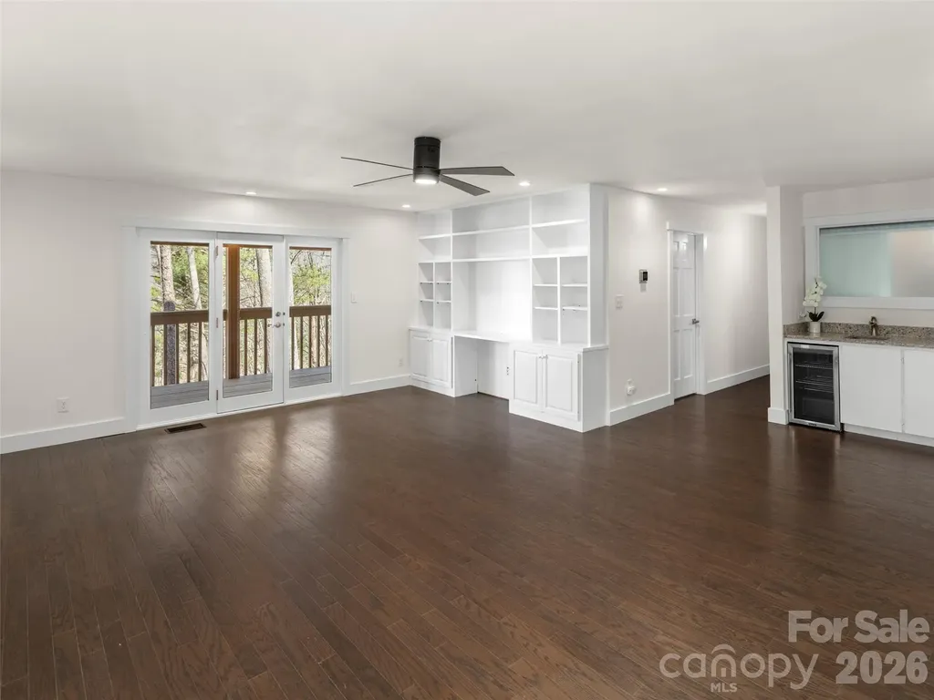 3501 Timber Trail Asheville NC 28804