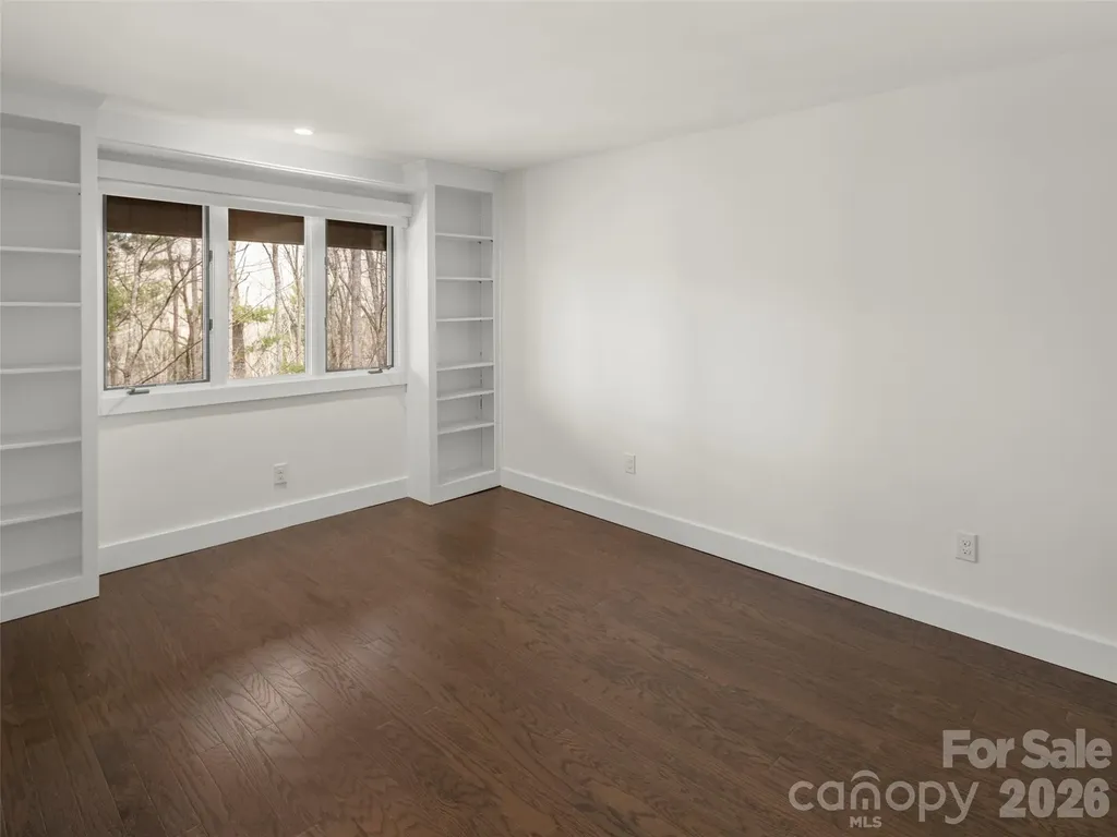 3501 Timber Trail Asheville NC 28804