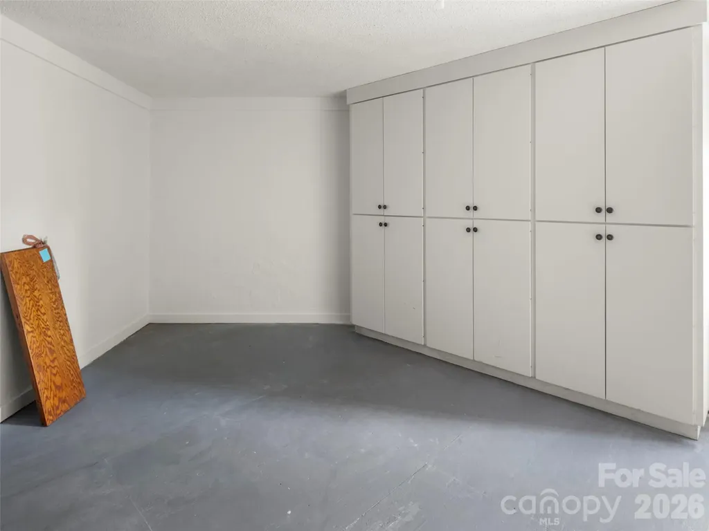 3501 Timber Trail Asheville NC 28804