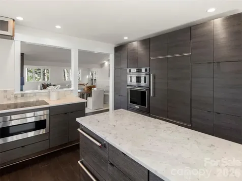 3501 Timber Trail Asheville NC 28804