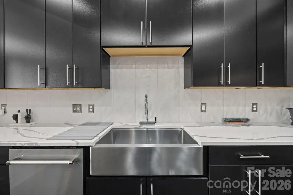 921 Westmere Avenue Charlotte NC 28208