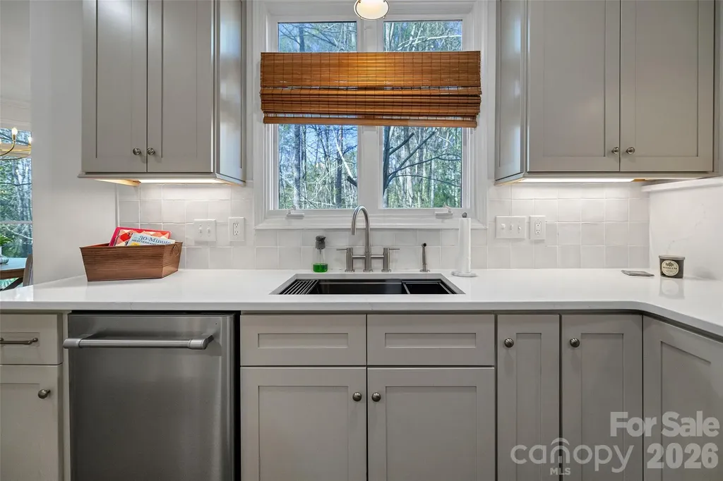 902 Hoke Trail Cramerton NC 28032