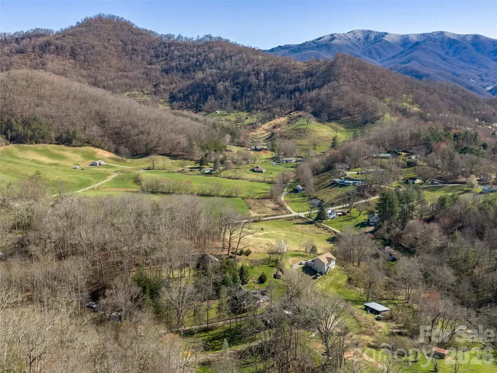608 Evans Road Canton NC 28716
