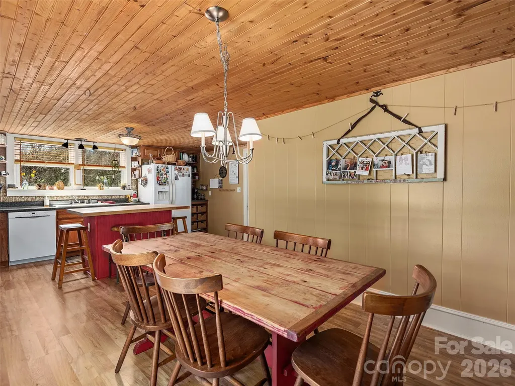 608 Evans Road Canton NC 28716