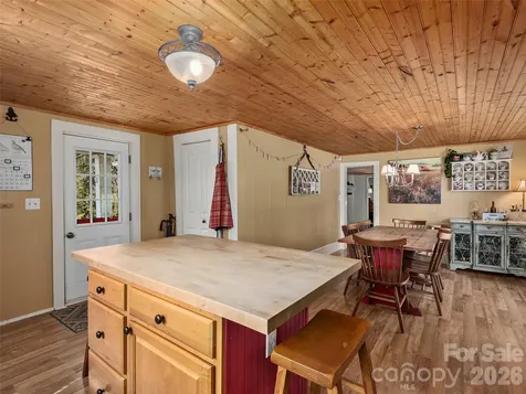 608 Evans Road Canton NC 28716