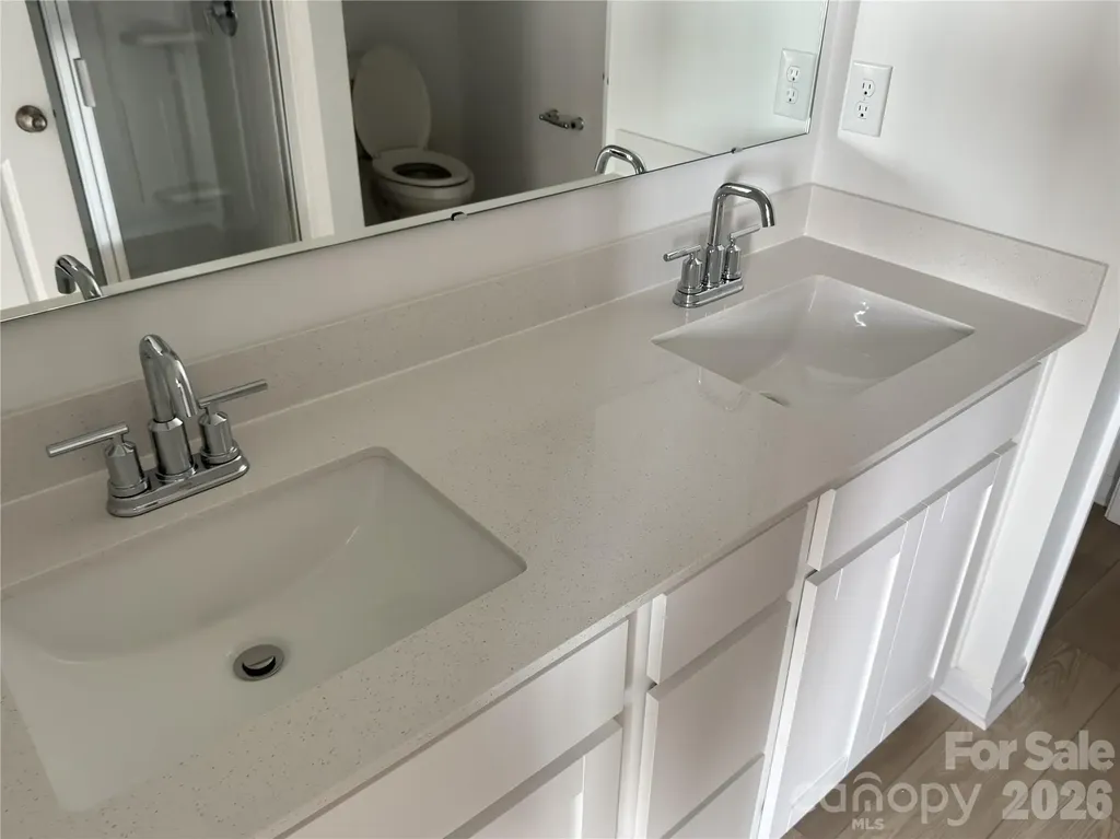 4117 Oxford Glen Drive Claremont NC 28610