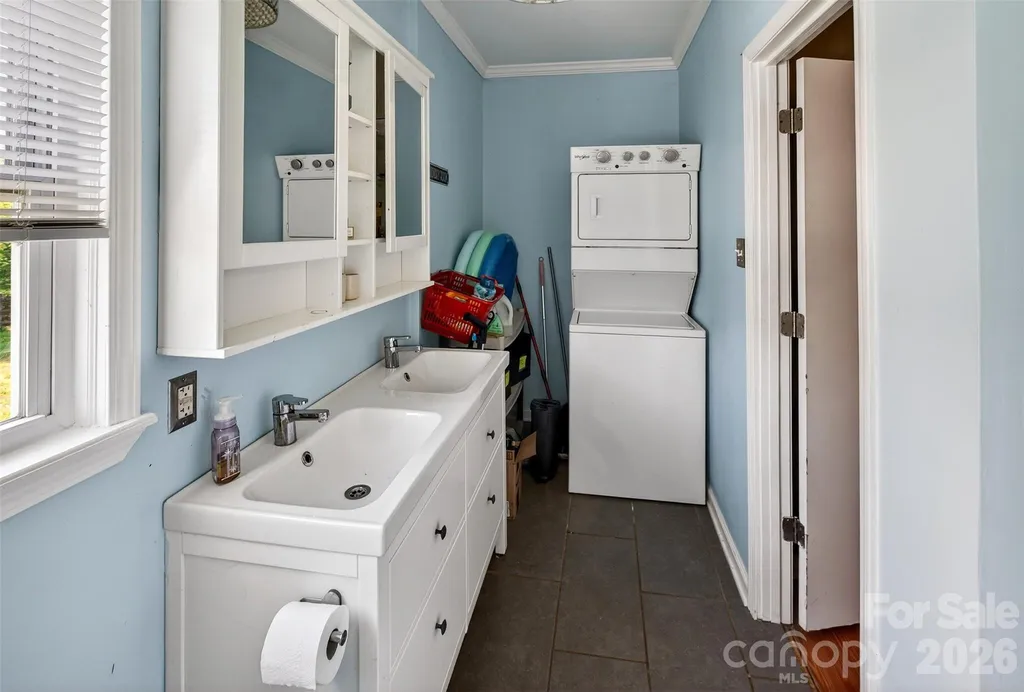 58 Burton Street Belmont NC 28012