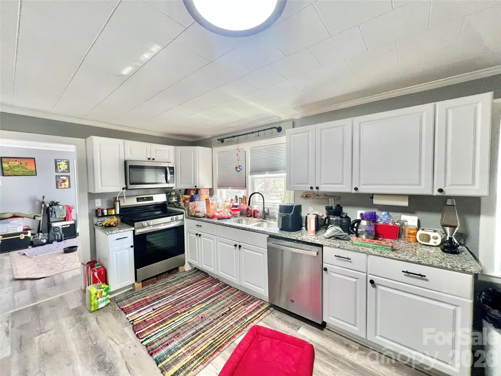 5528 Elkin Highway North Wilkesboro NC 28659