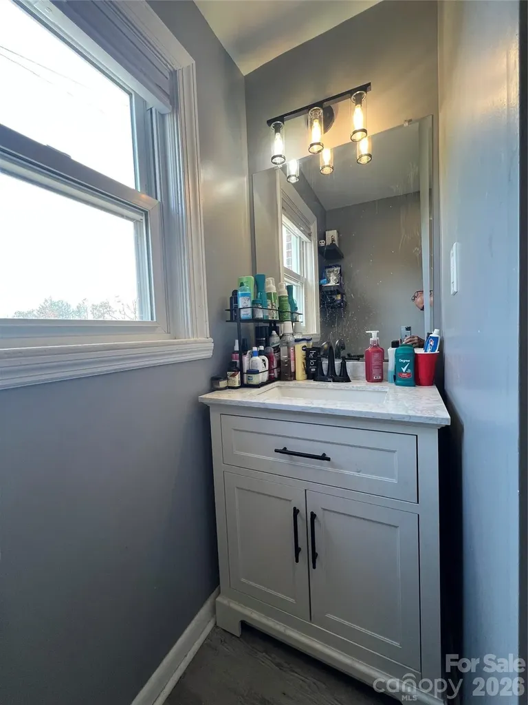 5528 Elkin Highway North Wilkesboro NC 28659