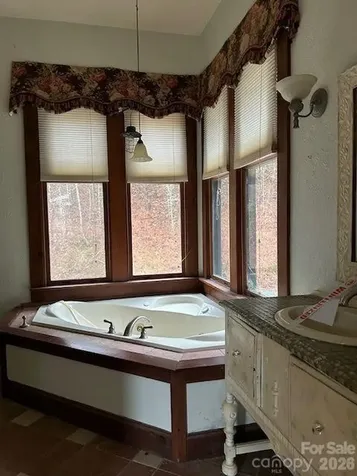 373 Shumont Road Black Mountain NC 28711