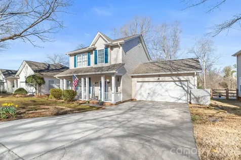 211 Howe Street Belmont NC 28012