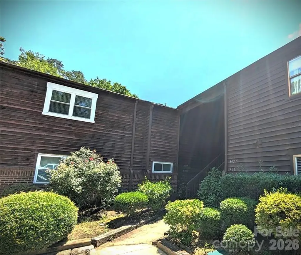 8021 Cedar Glen Drive Charlotte NC 28212