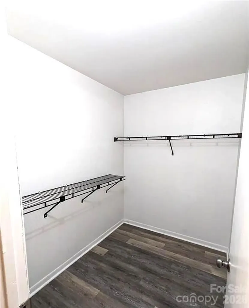 8021 Cedar Glen Drive Charlotte NC 28212