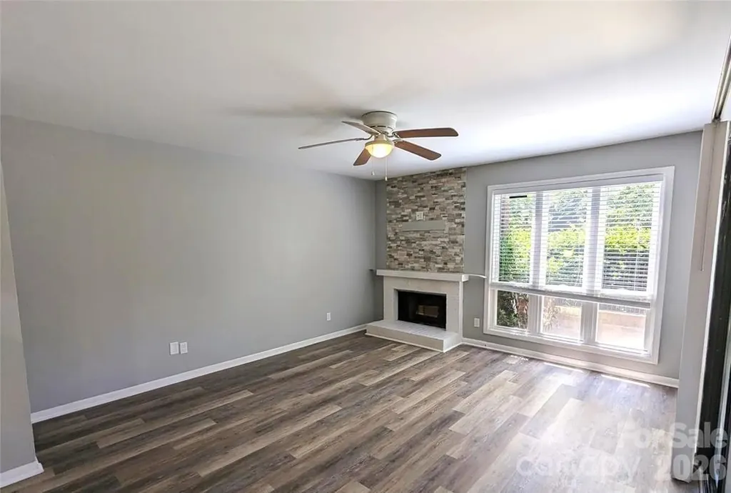 8021 Cedar Glen Drive Charlotte NC 28212