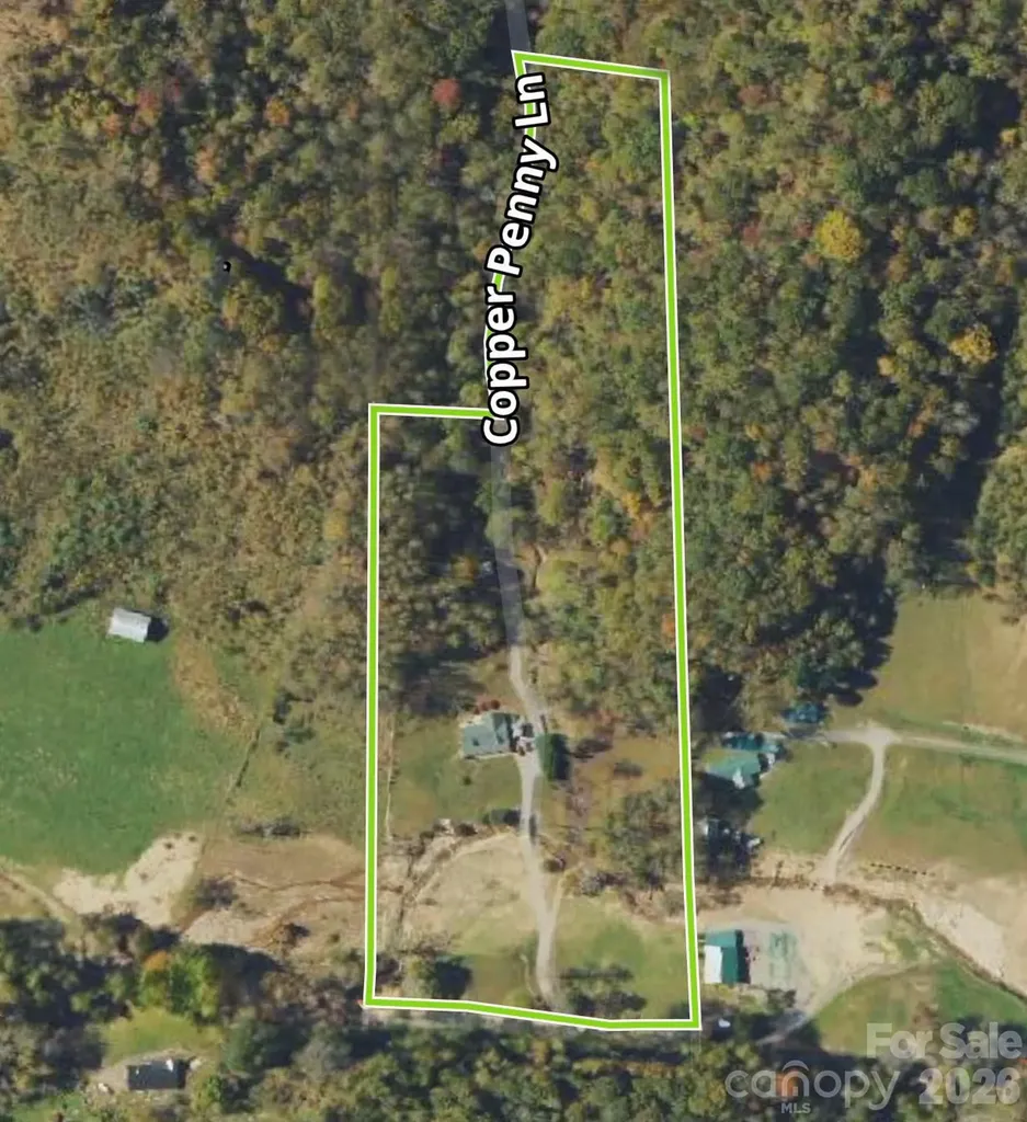 33 Copper Penny Lane Burnsville NC 28714