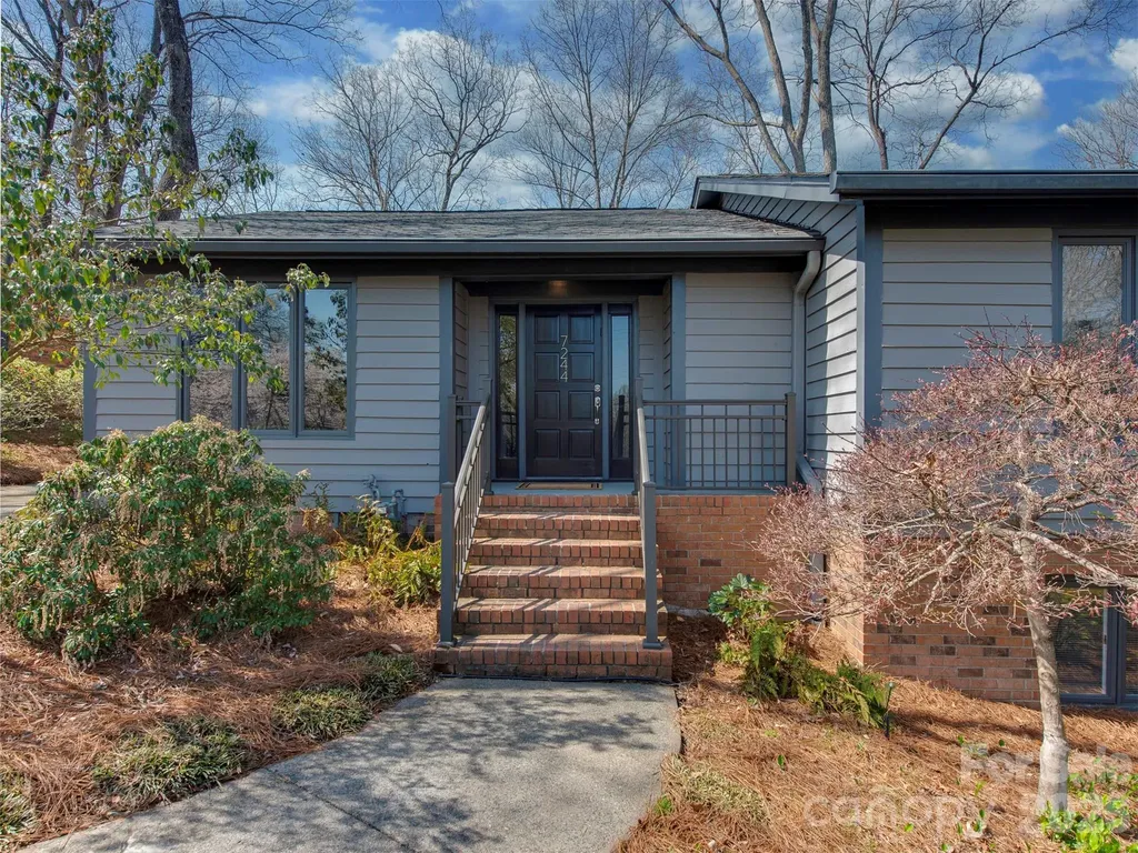 7244 Terrace Drive Charlotte NC 28211
